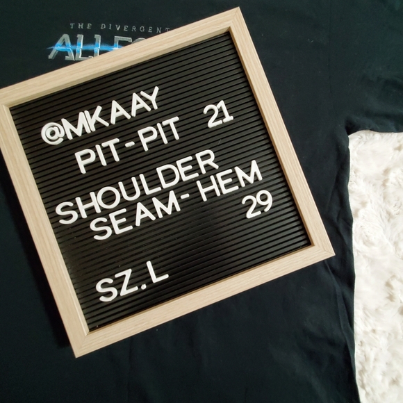 •The Divergent Series•UNISEX•Allegiant•Movie•Lg. - Picture 4 of 16